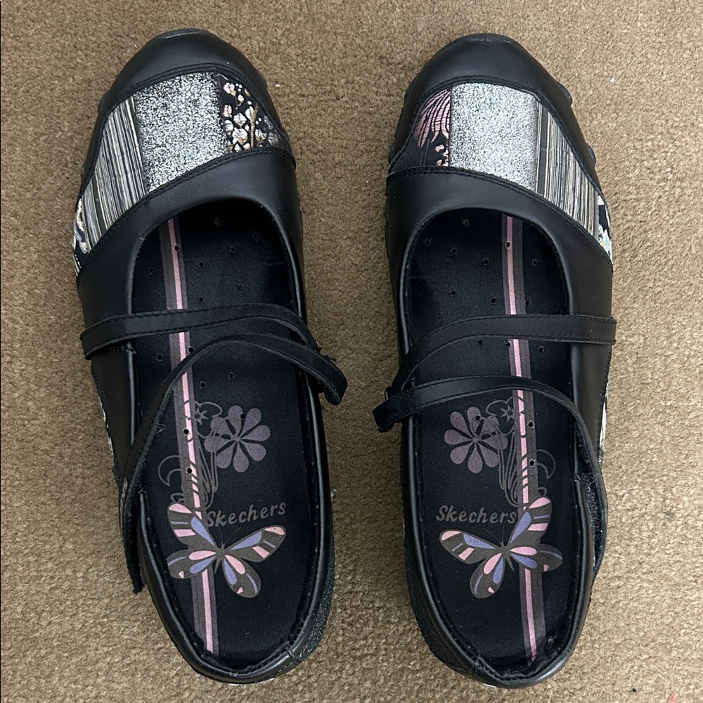 Skechers Size 8 Black w/ colors Like NEW! Mary Jane style Shoes w/  Accents